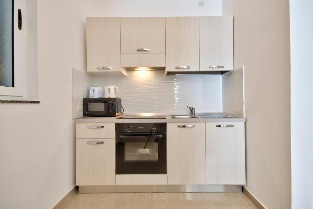 Urbanstays - Gzira 1 Bedroom Apartments By Shortletsmalta Экстерьер фото